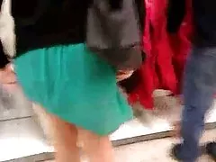Никто не дает мне задницу, как мой отчим, настолько злобный