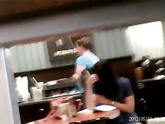 У садовника есть хороший хвост, чтобы кататься в саду