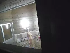 Так Амарна Миллер наслаждается, когда они едят ее киску