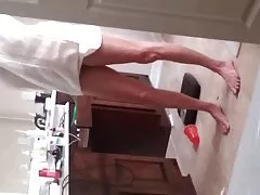 Ей нравится ходить со своим парнем в фургоне, тяжело